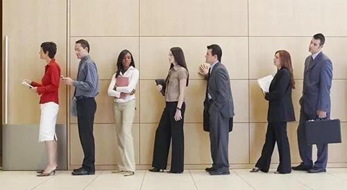 �Ї��Ŵ���Ԓ�x���500��